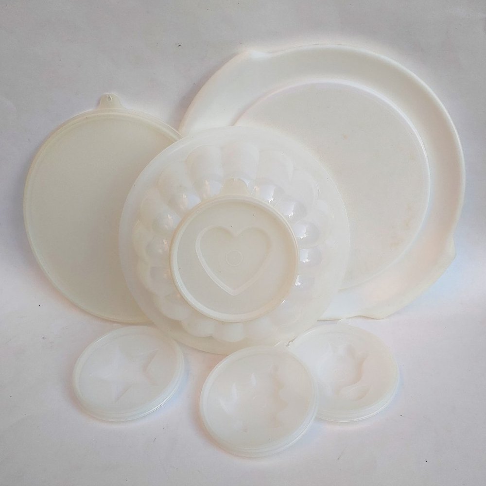 VTG Set of Tupperware Jello Mold with tops & Tray